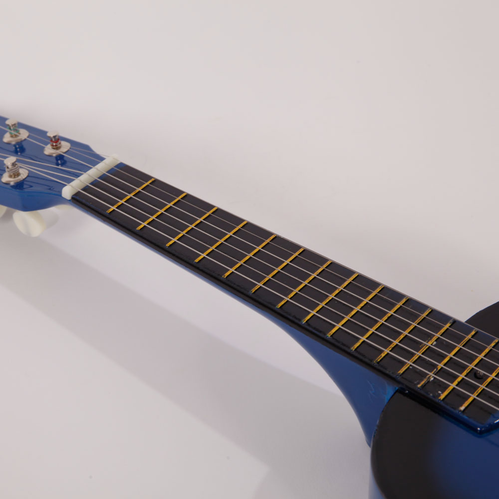 23英寸蓝色木吉他 拨片 弦